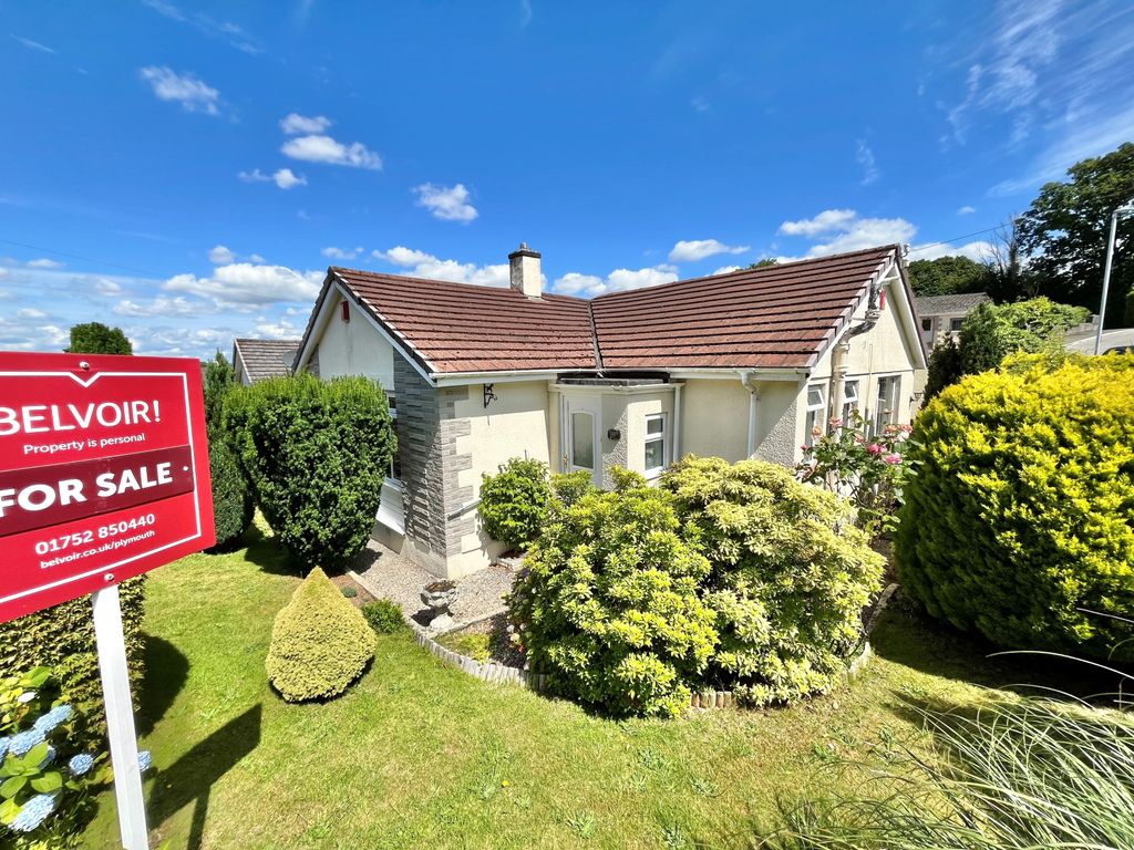 2 bed detached bungalow for sale in Churchtown Vale, Saltash PL12, £