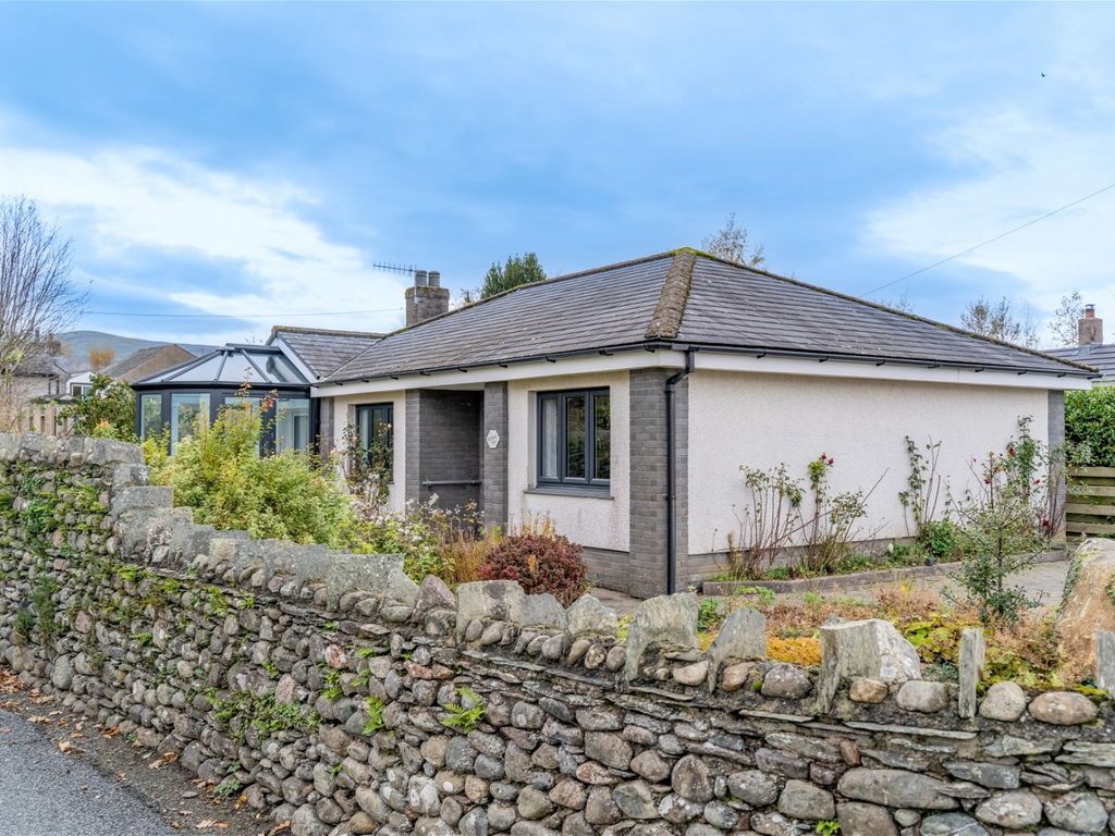 2 bed bungalow for sale in The Orchard, The Green, Millom LA18, £