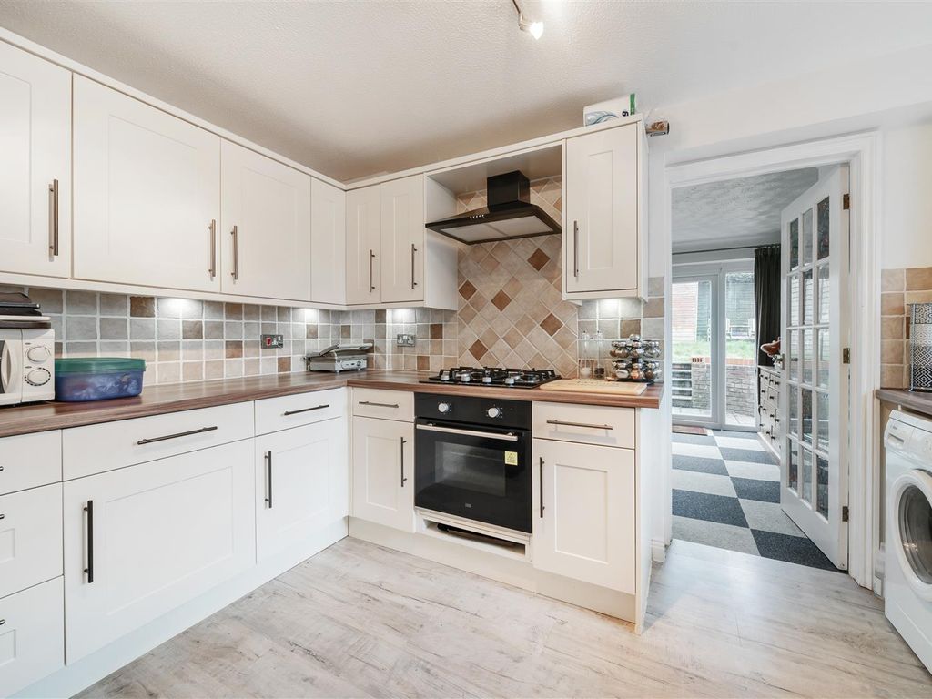 3 bed end terrace house for sale in The Beeches, Beaminster DT8 Zoopla