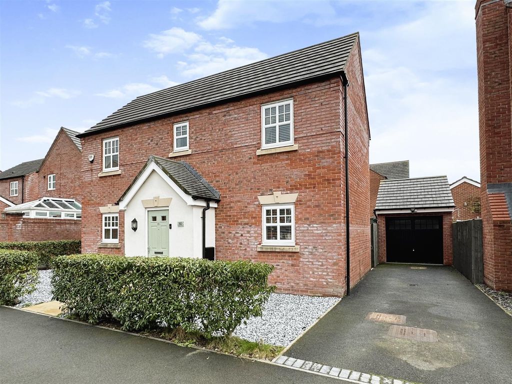 3 bed detached house for sale in Western Way, Winnington Village