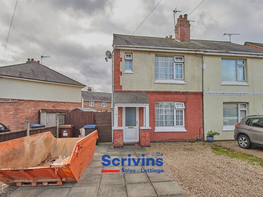 2 bed semidetached house for sale in Rutland Avenue, Hinckley LE10, £