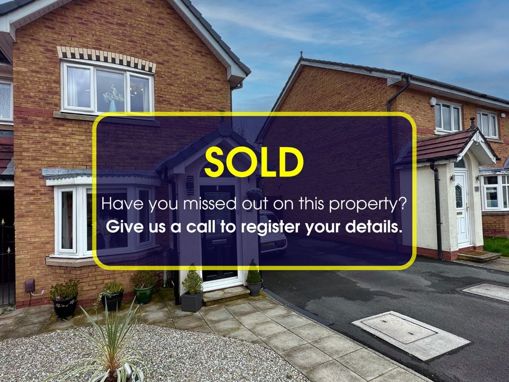 2 bed mews house for sale in Eastwood Close, Bolton, Lancashire BL3