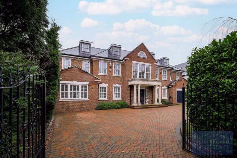 8 bed detached house for sale in Manor Road, Chigwell IG7, £4,250,000