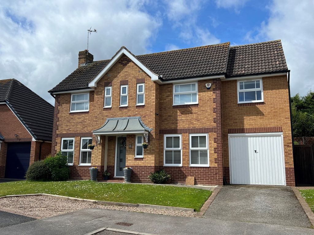 4 bed detached house for sale in Heron Glade, Gateford, Worksop S81, £