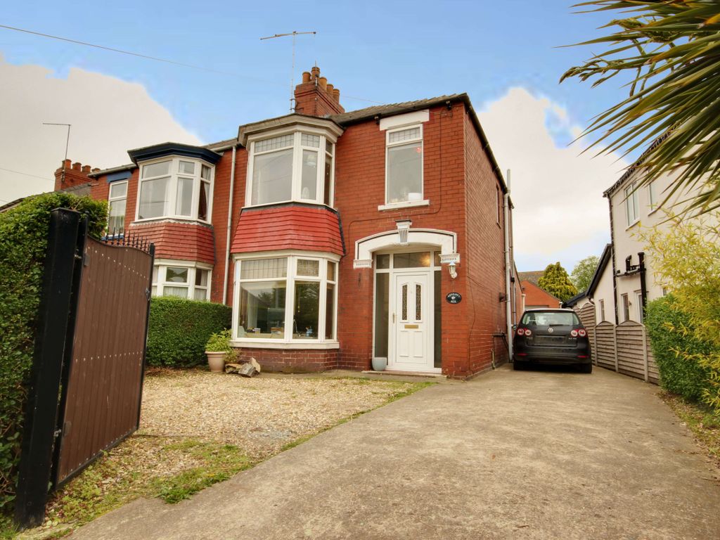 3 bed semidetached house for sale in Mill Lane, Beverley HU17, £
