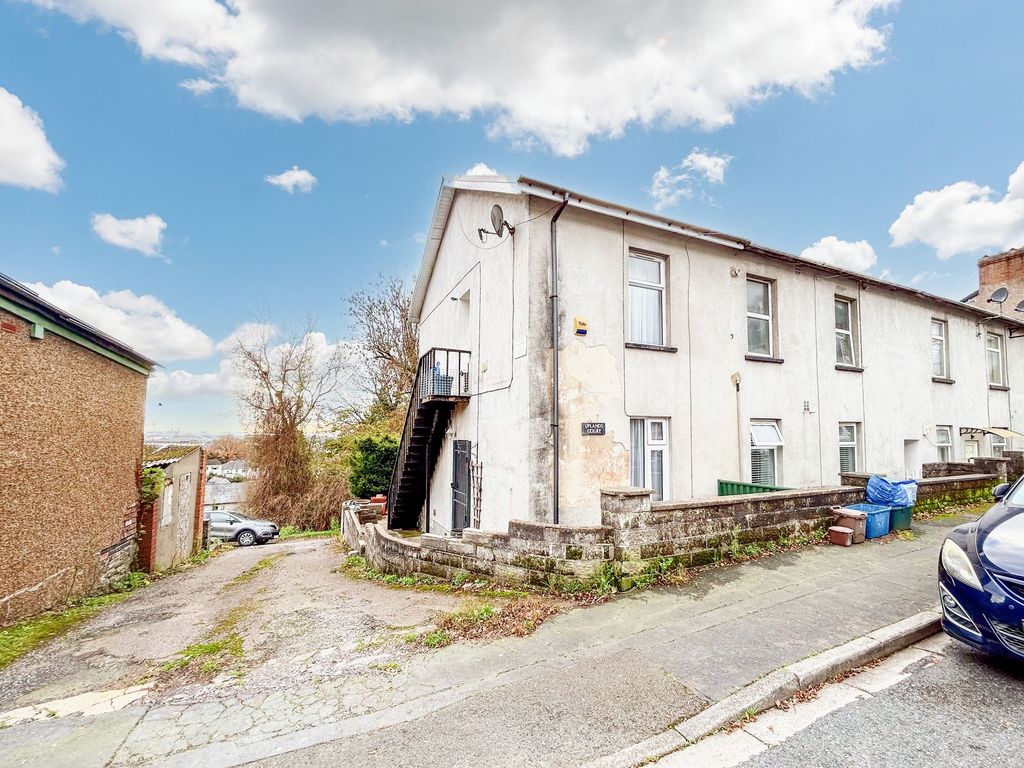 1 bed flat for sale in Crescent Road, Uplands Court NP19, £75,000 Zoopla