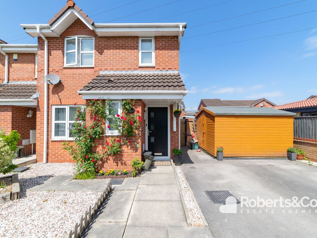 3 bed semidetached house for sale in Morley Croft, Farington Moss