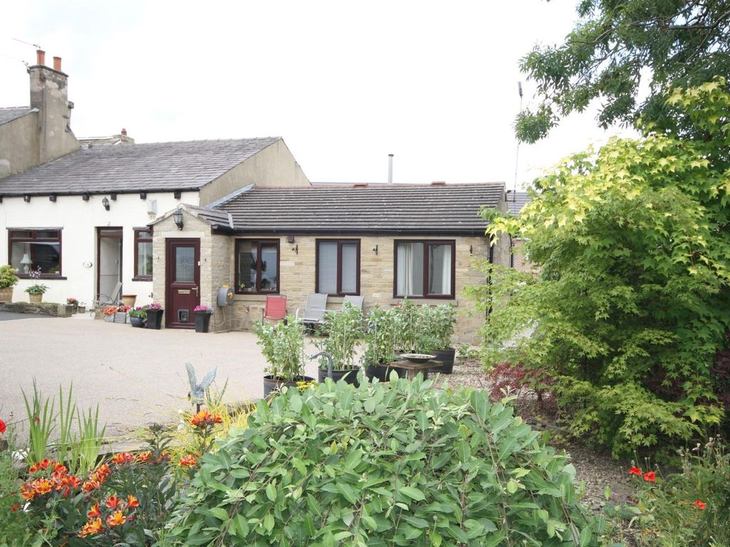 2 bed terraced bungalow for sale in Moorside Road, Eccleshill, Bradford
