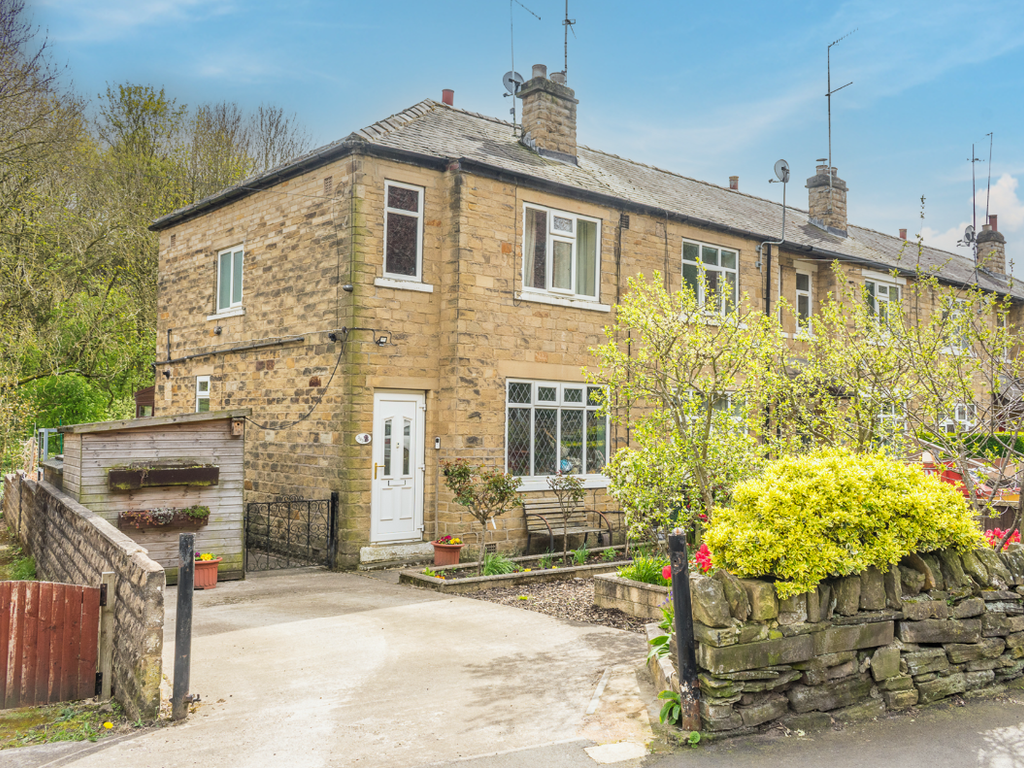2 bed end terrace house for sale in Pudsey Road, Bramley, Leeds LS13