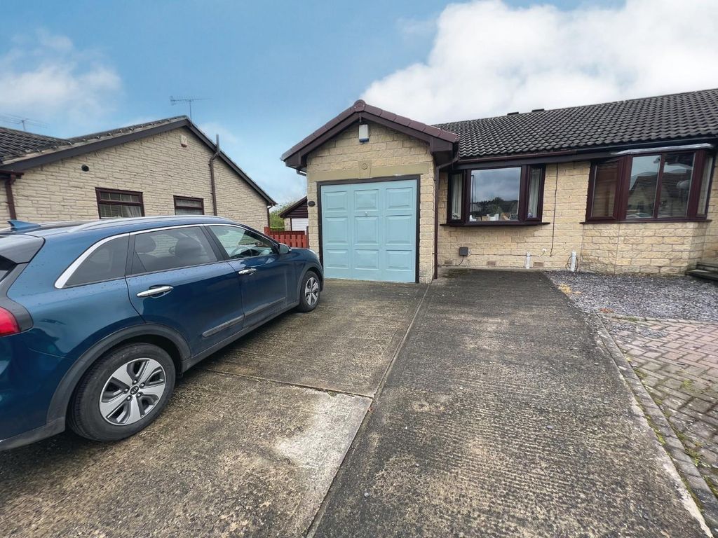 2 bed bungalow for sale in Meadow Close, New Whittington, Chesterfield