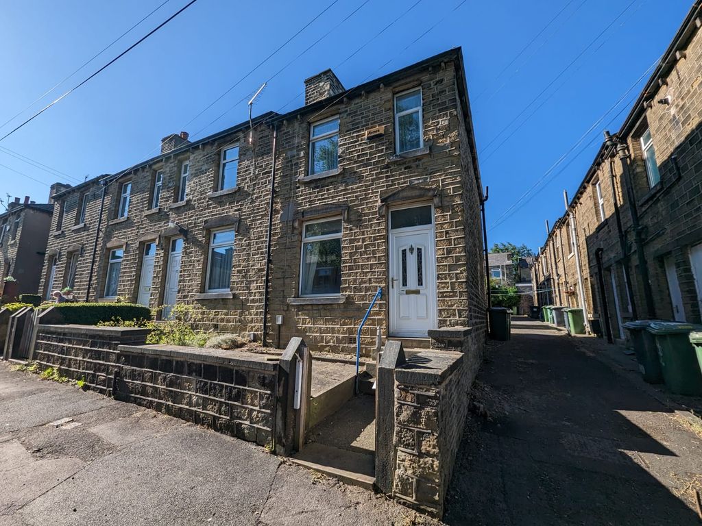 1 bed terraced house to rent in Grasscroft Road, Marsh, Huddersfield