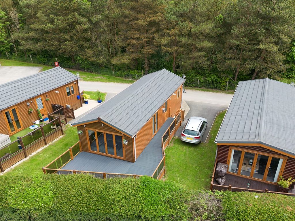 2 bed mobile/park home for sale in Ribble Valley View, Old Langho Road