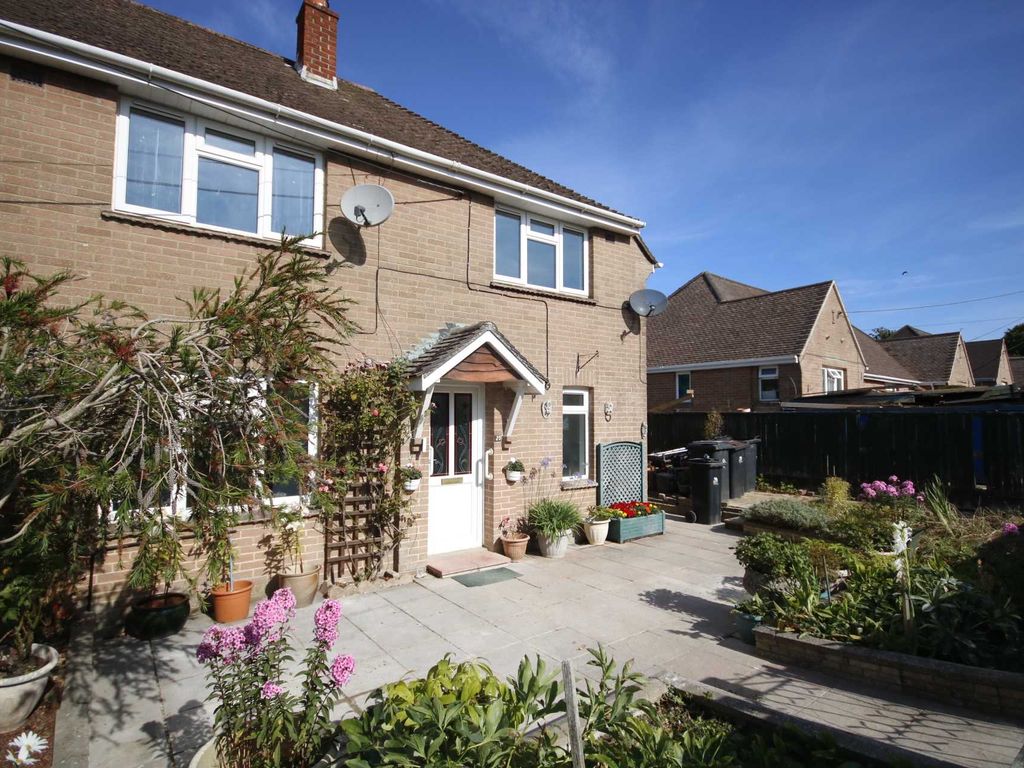 3 bed semidetached house to rent in Huntick Estate, Lytchett Matravers