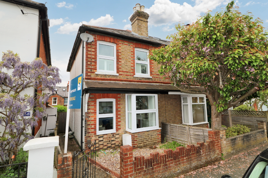 3 bed end terrace house for sale in Hart Road, Dorking RH4, £540,000