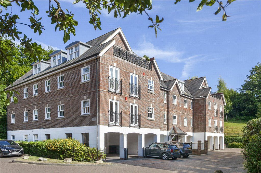 Sells Close, Guildford, Surrey GU1  