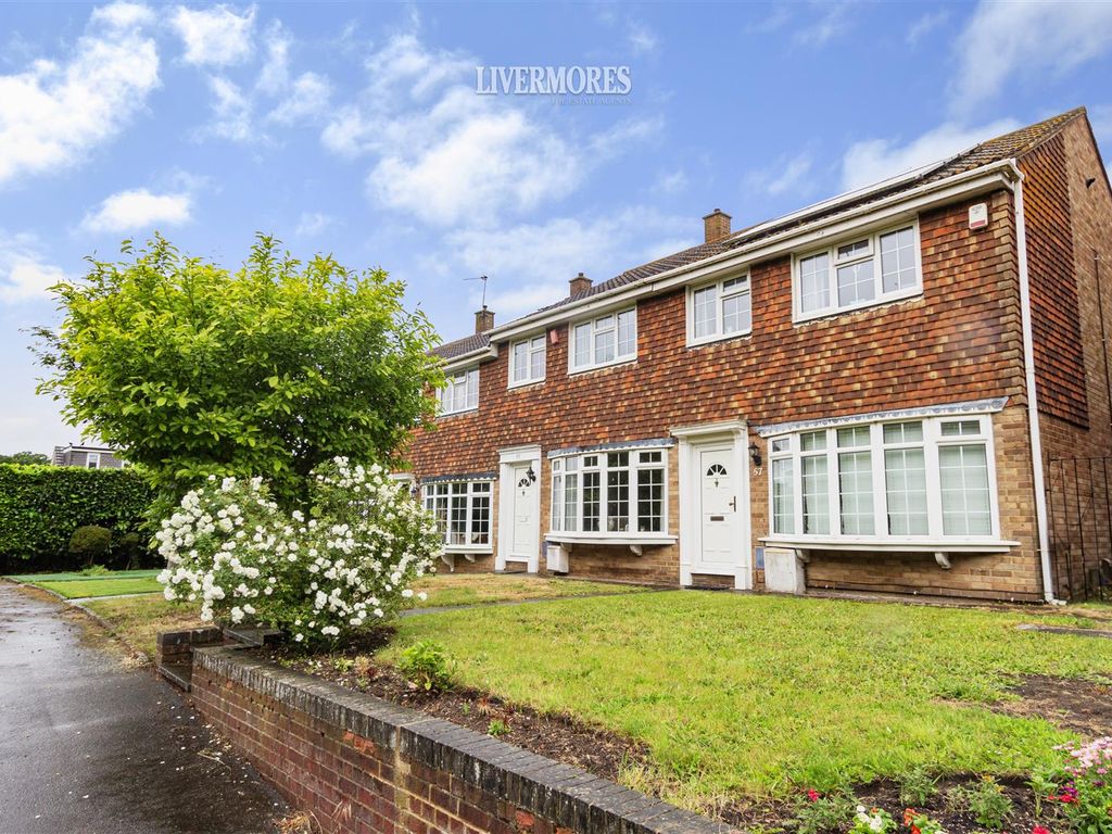 3 bed terraced house for sale in Old Road, Crayford, Kent DA1, £400,000