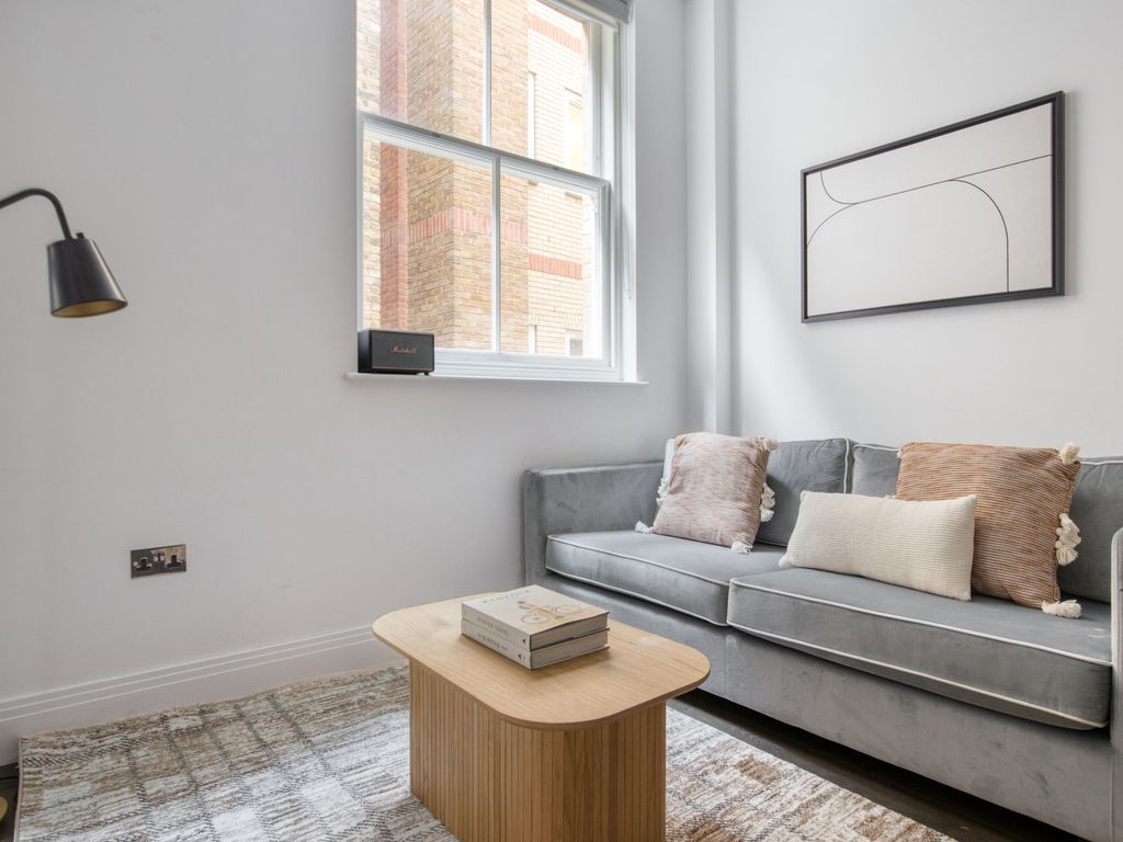 1 bed flat to rent in Holborn, London WC2A, £4,860 pcm Zoopla