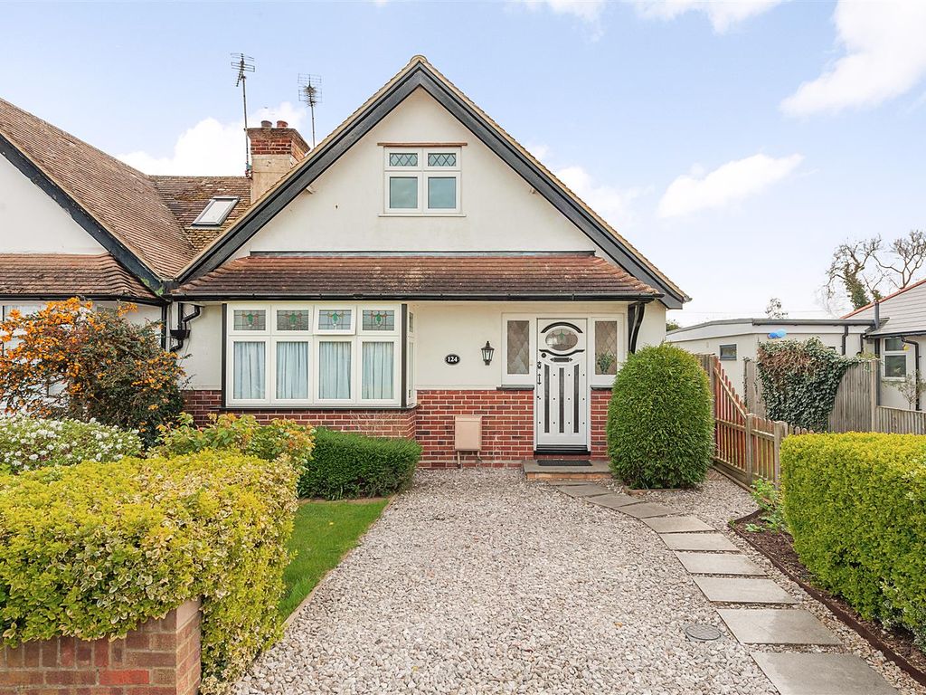 2 bed semidetached bungalow for sale in Queens Road, Tankerton