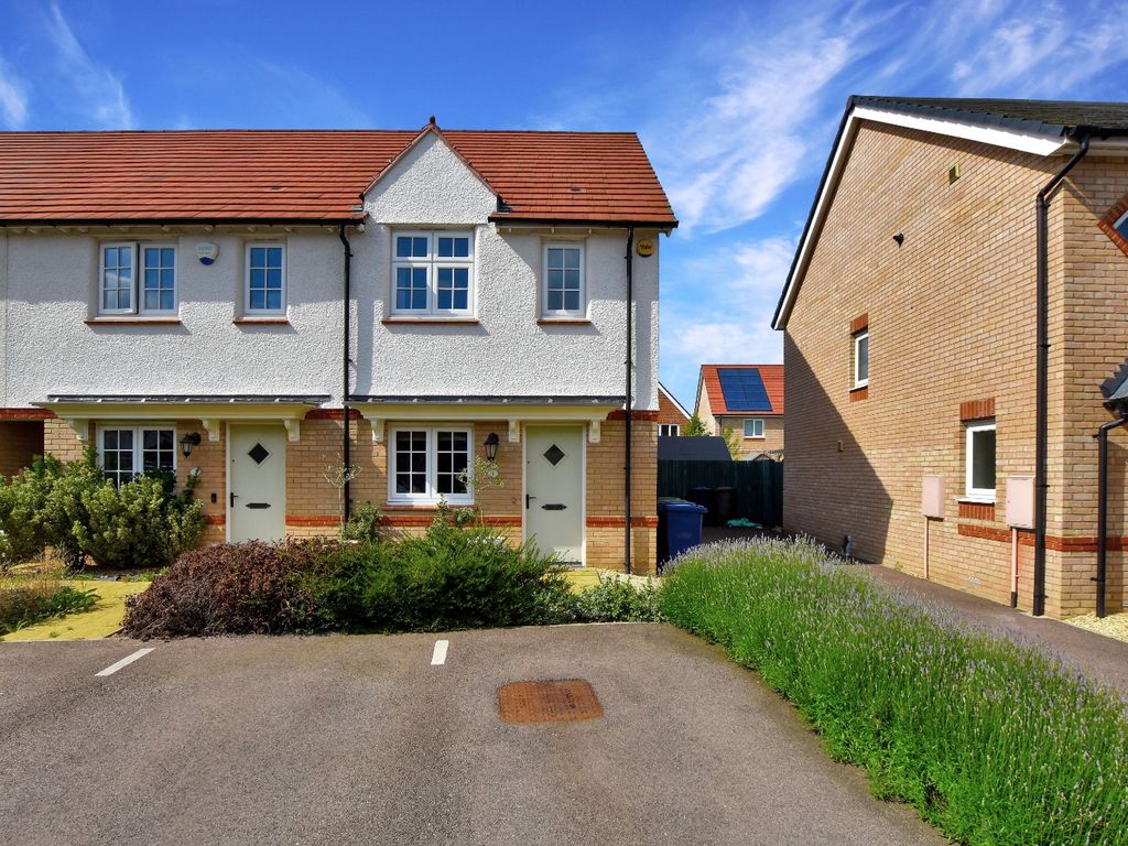 2 bed end terrace house for sale in Wymund Way, Hauxton, Cambridge