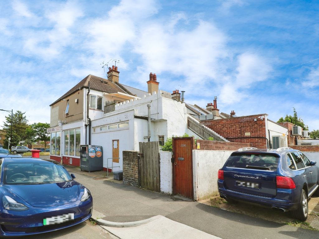 1 bed flat for sale in Hamstel Road, SouthendOnSea SS2, £170,000 Zoopla