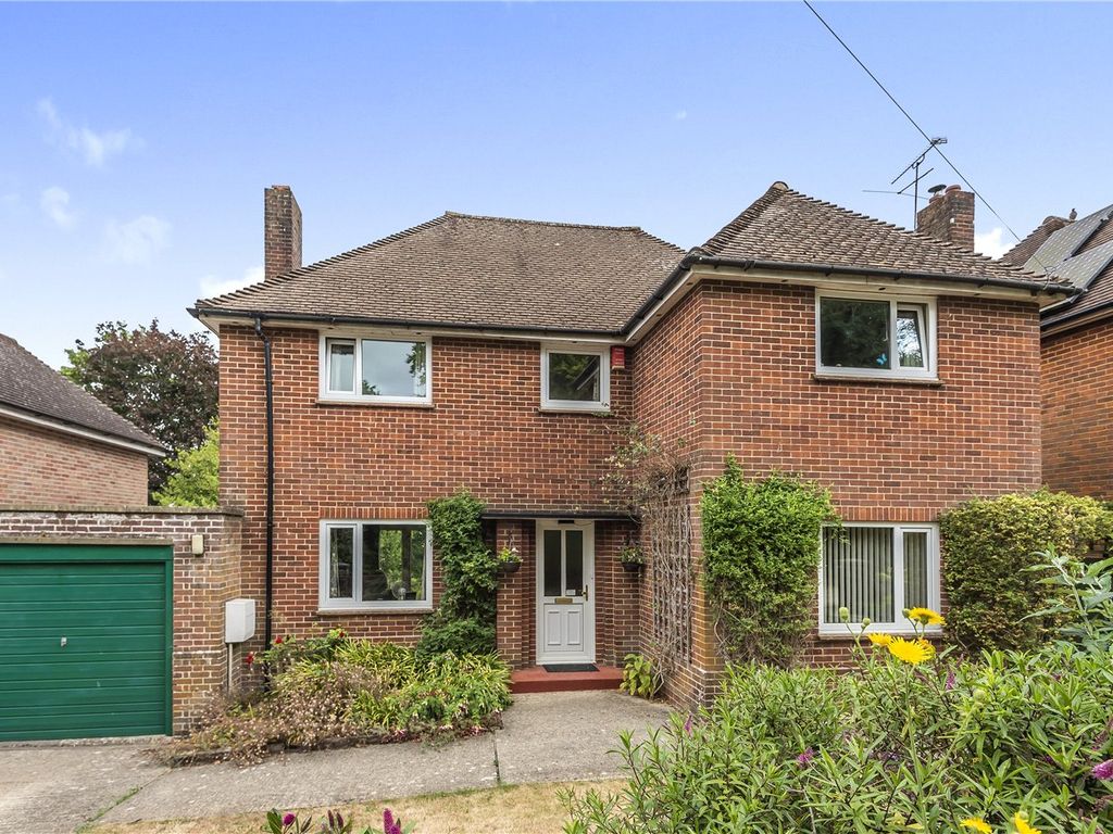 3 bed detached house for sale in Alresford Road, Winchester, Hampshire