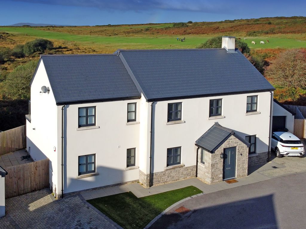 4 bed detached house for sale in Gower Court, Mayals, Swansea SA3, £