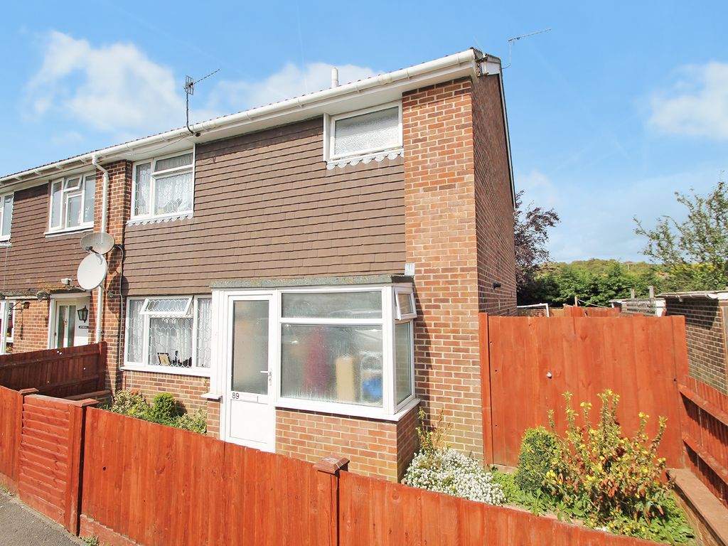 4 bed end terrace house to rent in Hayley Road, Lancing, West Sussex