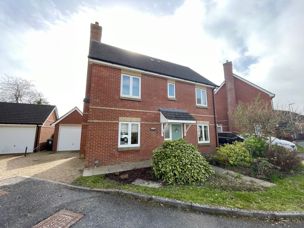 3 bed detached house for sale in Hann Garden, Lytchett Matravers, Poole