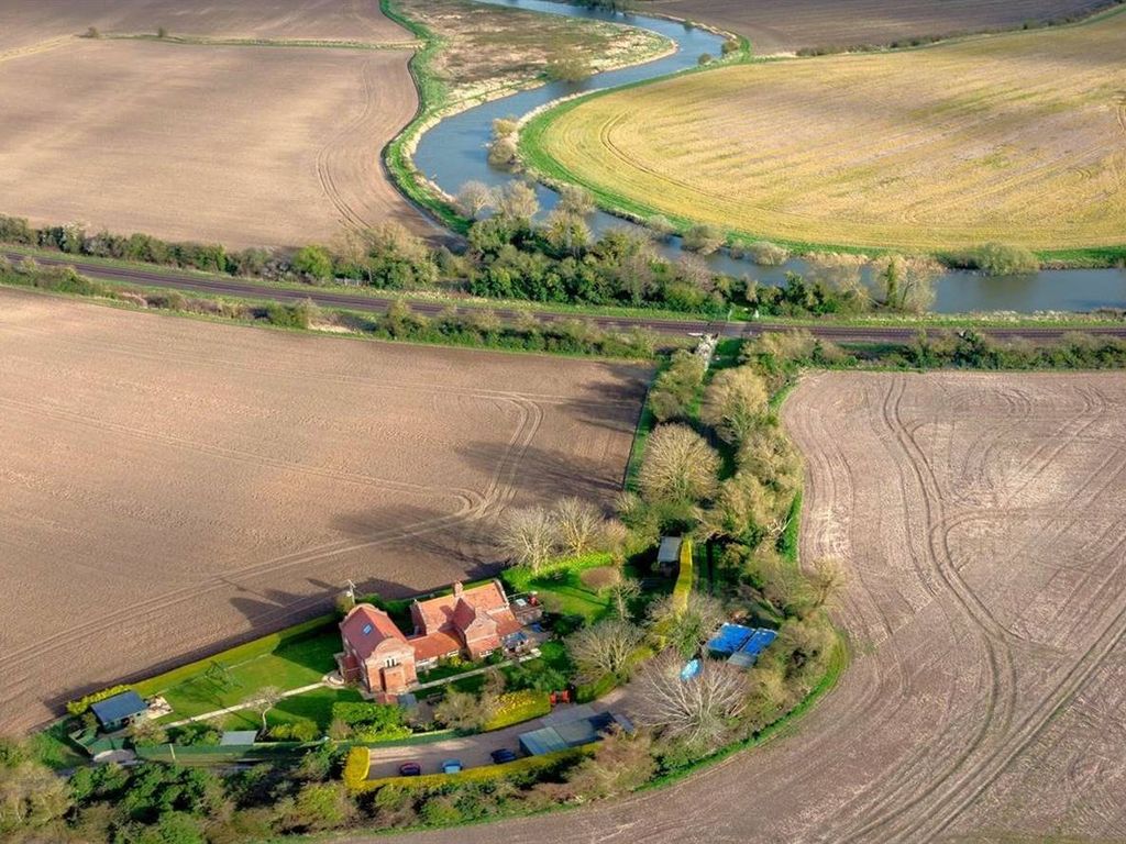 4 bed detached house for sale in Island Road, Sarre, Birchington CT7, £975,000 Zoopla