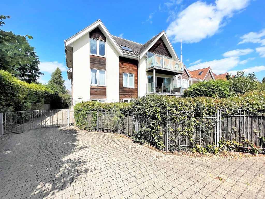 1 bed flat for sale in 19 Penn Hill Avenue, Penn Hill, Poole BH14 Zoopla
