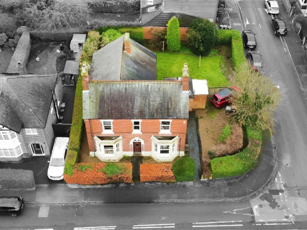 4 bed detached house for sale in Cromwell Road, Beeston NG9, £450,000