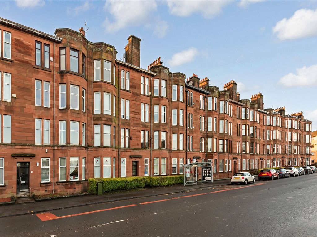 1 bed flat for sale in Kings Park Road, Glasgow G44, £145,000 Zoopla