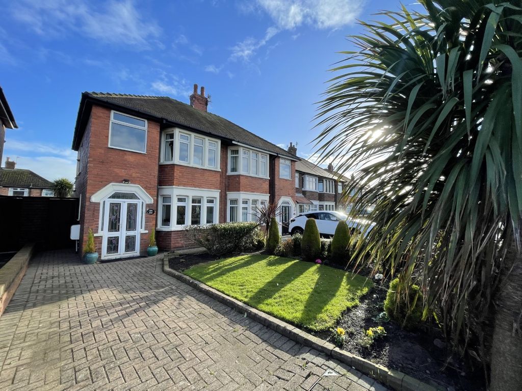 3 bed semidetached house for sale in Bispham Road, Bispham FY2 Zoopla