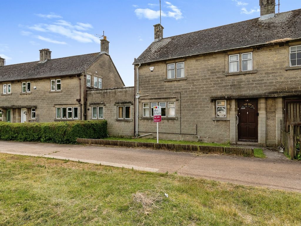 3 bed semidetached house for sale in Down View, Chippenham SN14 Zoopla