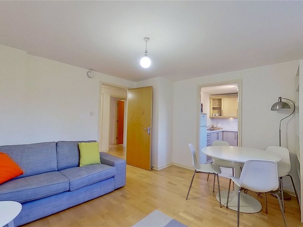 2 bed flat to rent in Allanfield Place, Edinburgh EH7 Zoopla