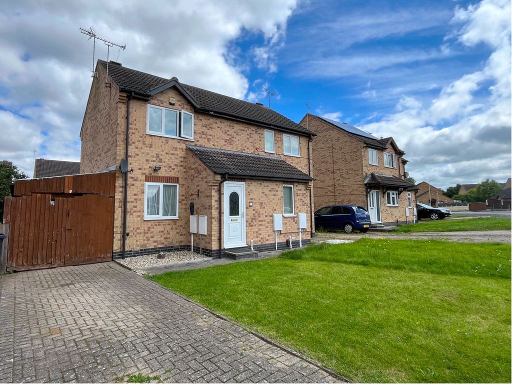 2 bed semidetached house to rent in Ervins Lock Road, Wigston LE18, £