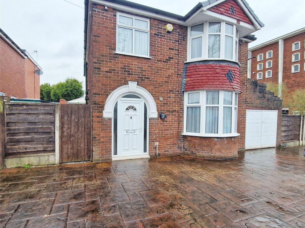 4 bed detached house for sale in Victoria Avenue, Blackley, Manchester M9, £290,000 Zoopla
