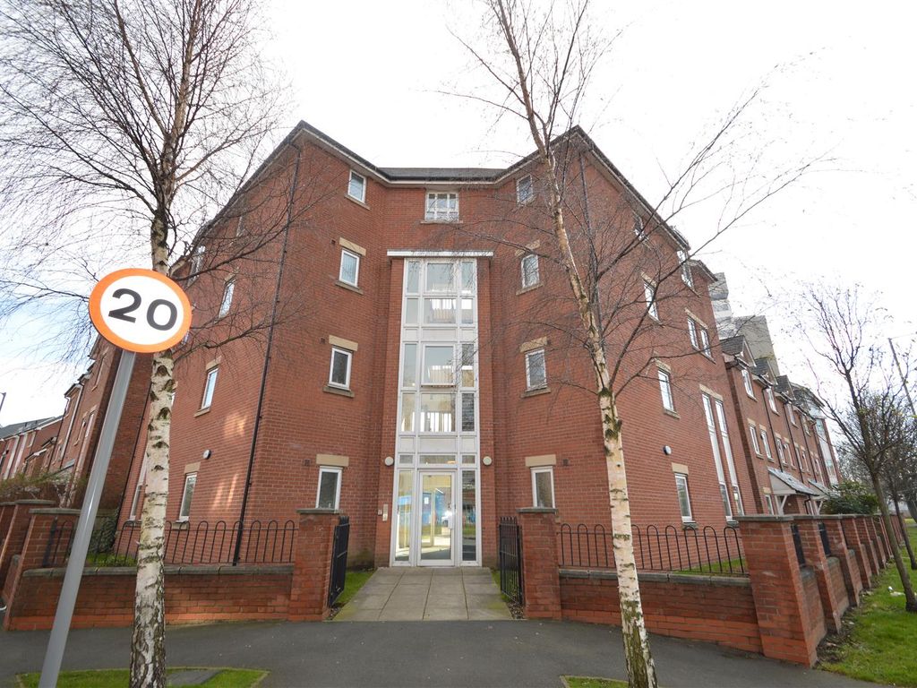 2 bed flat to rent in Chorlton Road, Hulme, Manchester M15 Zoopla