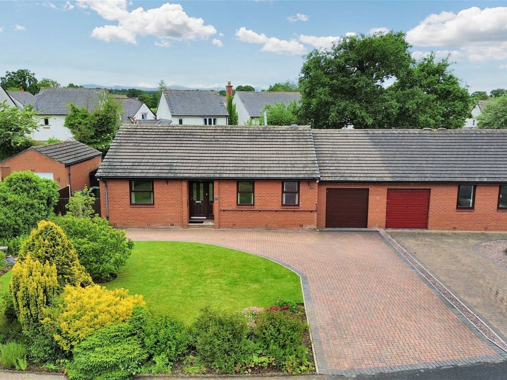 2 bed bungalow for sale in Glebe Close, Dalston, Carlisle CA5, £279,950