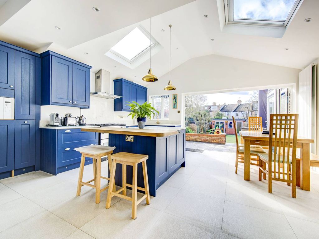 5 bed semidetached house for sale in Devonshire Road, Harrow HA1 Zoopla