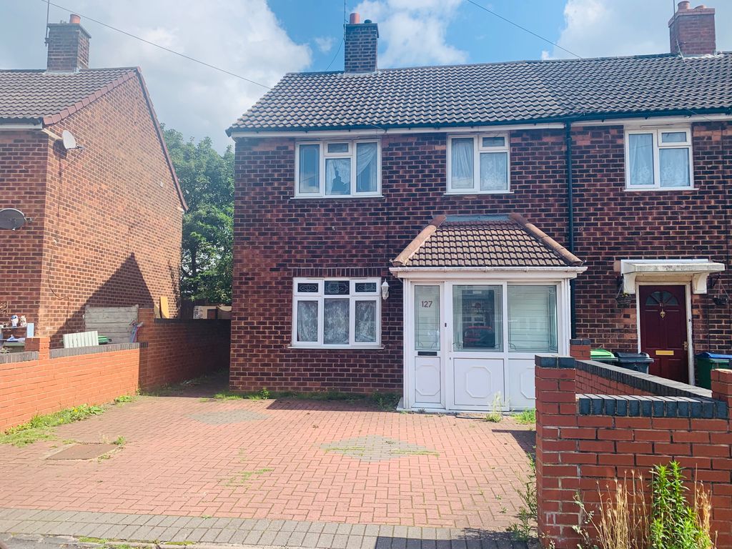 5 bed semidetached house to rent in Great Arthur Street, Smethwick B66