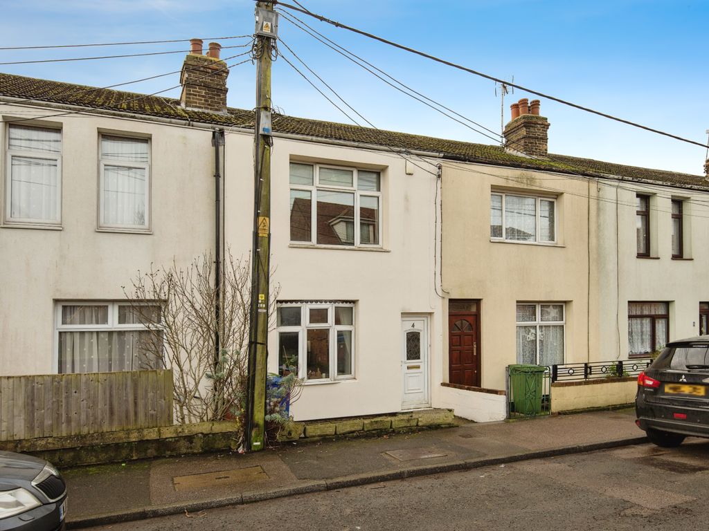 3 bed terraced house for sale in First Avenue, Queenborough, Kent ME11