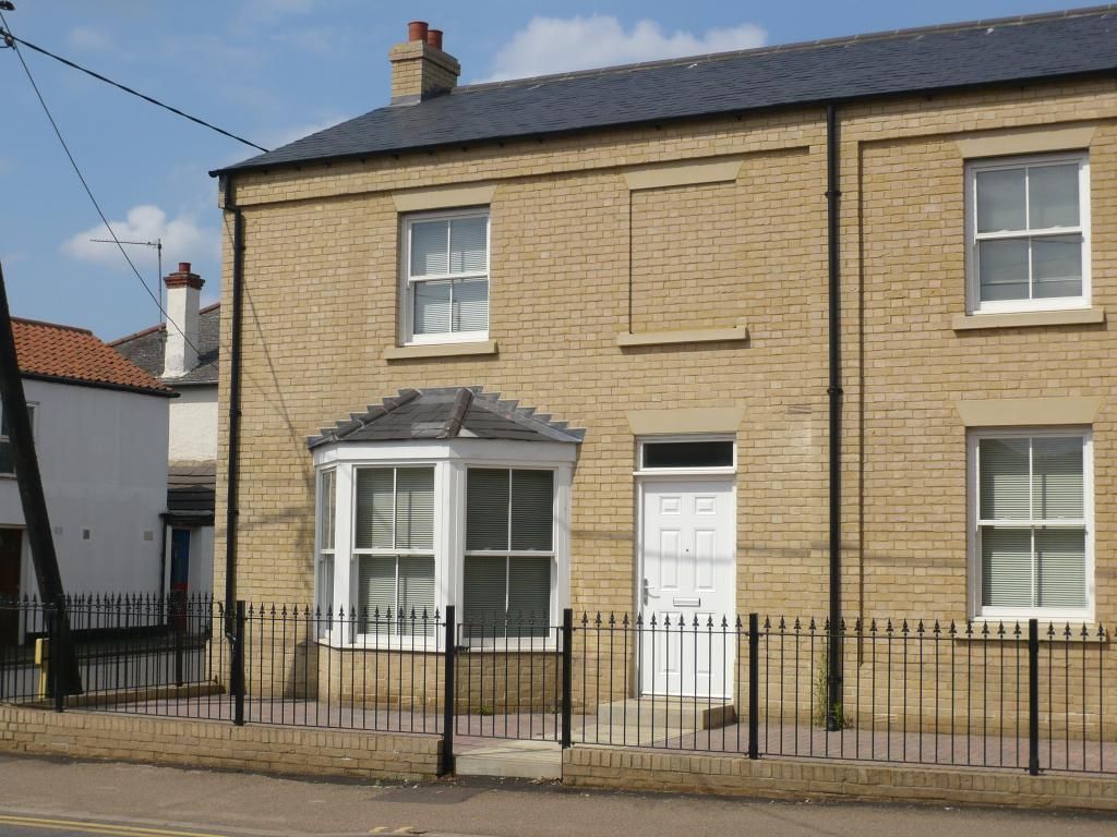 1 bed flat to rent in Railway Road, Downham Market PE38, £600 pcm Zoopla