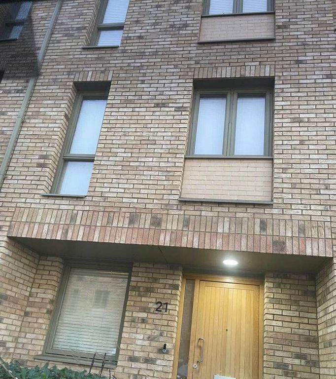 4 bed terraced house to rent in Harebell Terrace, Barking, Barking IG11