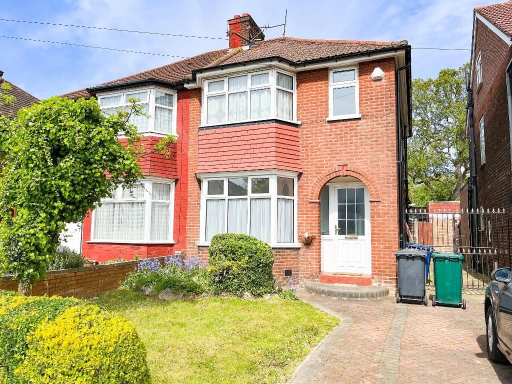 3 bed property for sale in Quantock Gardens, Golders Green Estate