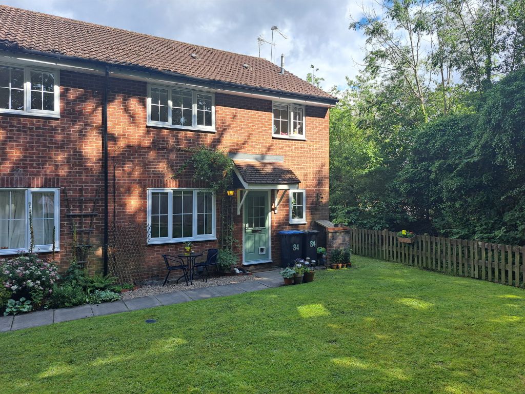 2 bed end terrace house for sale in Gresley Close, Welwyn Garden City