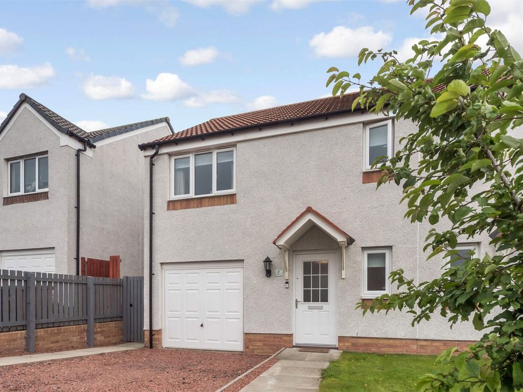 3 bed semidetached house for sale in Ladyacre Place, Irvine, North