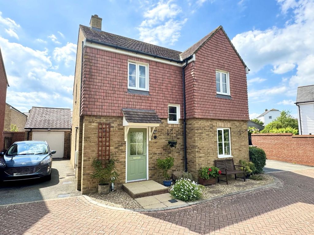 4 bed detached house for sale in Jacobs Court, Kingsnorth, Ashford TN25