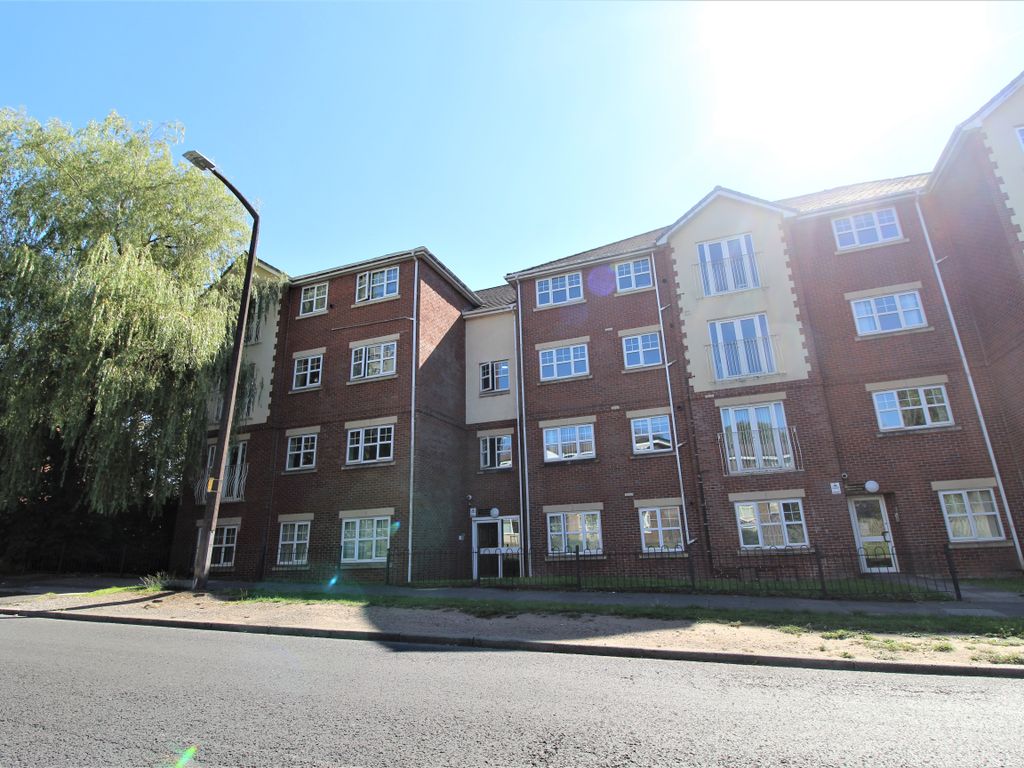 2 bed flat to rent in Wordsworth Road, Denton, Manchester M34 Zoopla