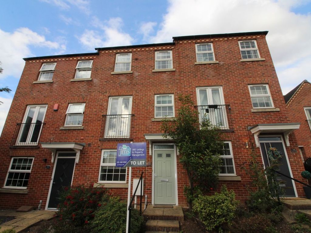 3 bed town house to rent in Pippin Close, Selston, Nottingham NG16 Zoopla